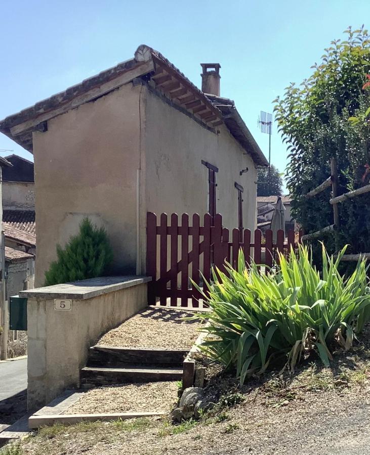 Le Tourniquet - Aubeterre Tiny House Villa Exterior photo